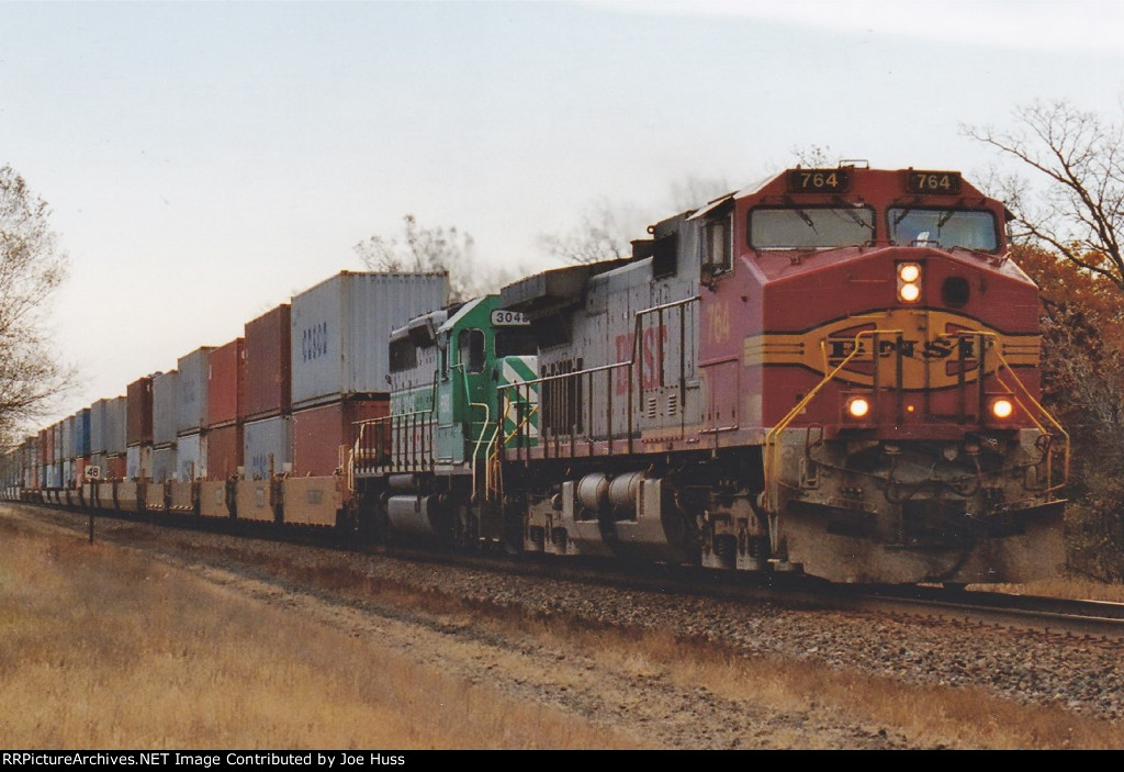 BNSF 764 West